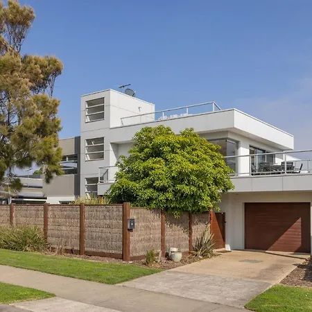 Hazelwood Villa Cowes Exterior photo