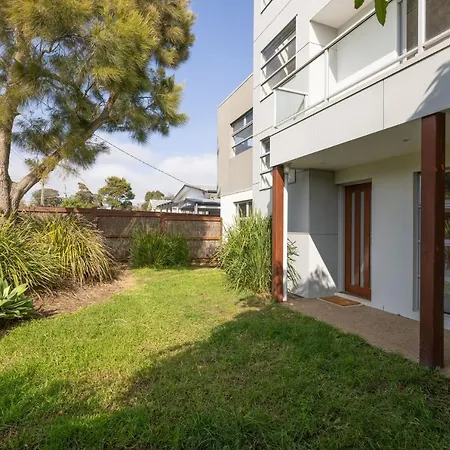 Hazelwood Villa Cowes Exterior photo